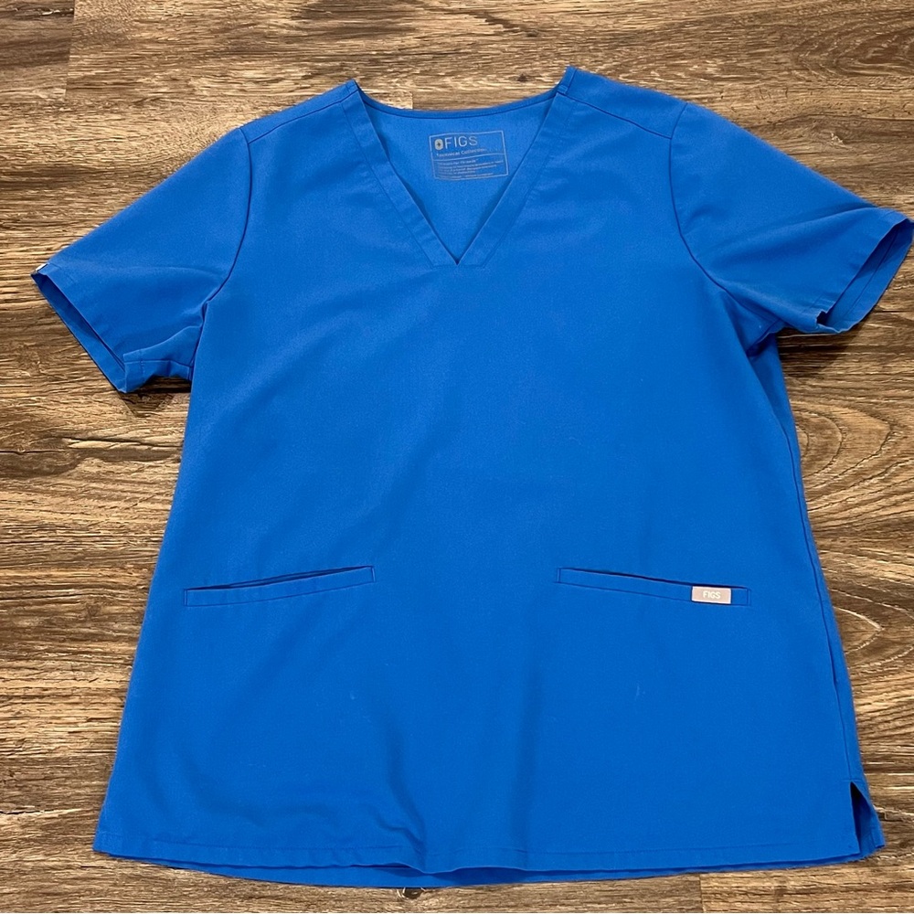 Figs Women's Blue Casma‎ Three-Pocket Scrub
Large Top